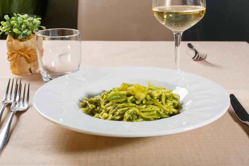 vino da abbinare alle trofie al pesto vino da abbinare alle trofie al pesto